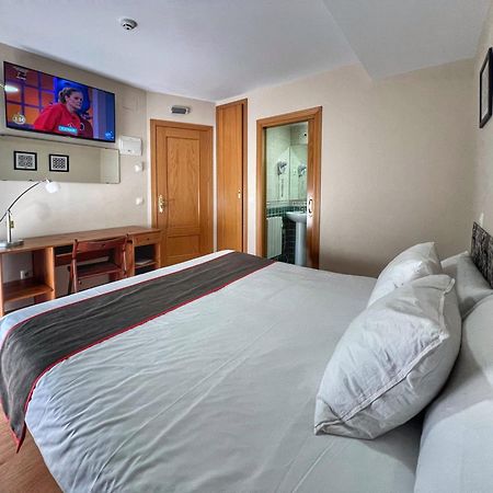 Hostal La Colmena Vicolozano Luaran gambar