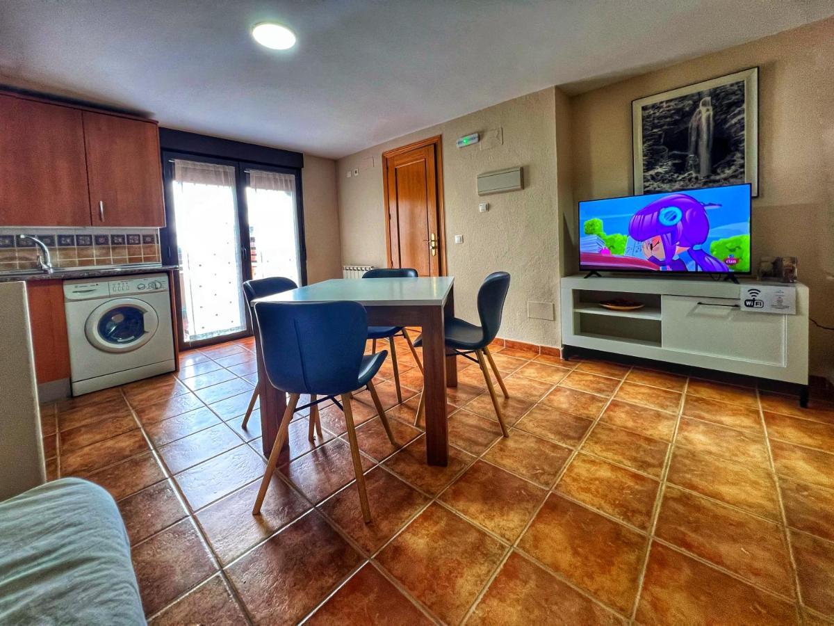Hostal La Colmena Vicolozano Luaran gambar