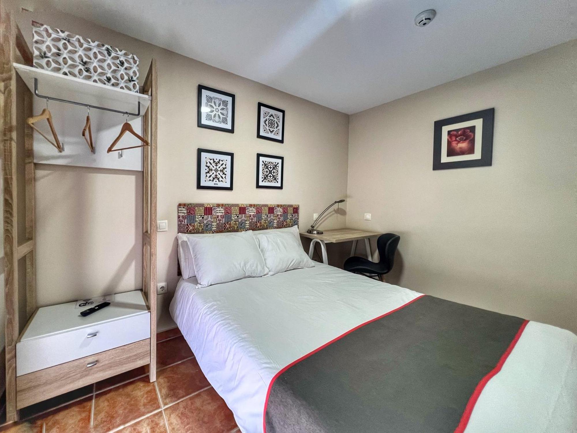 Hostal La Colmena Vicolozano Luaran gambar