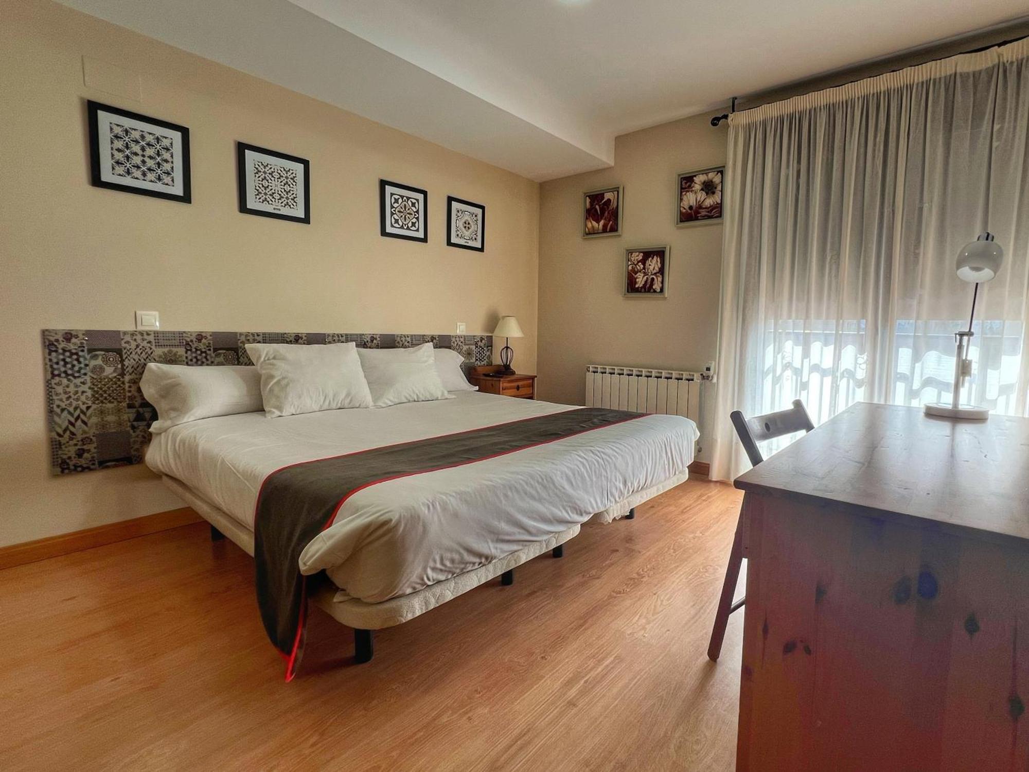 Hostal La Colmena Vicolozano Luaran gambar