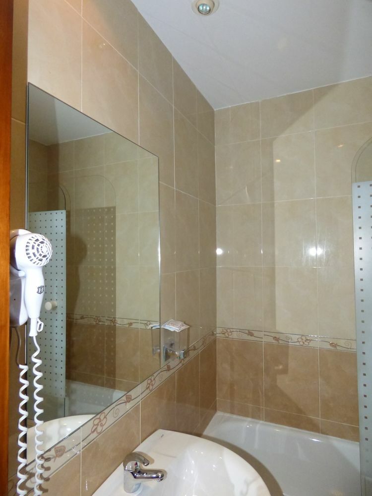 Hostal La Colmena Vicolozano Luaran gambar